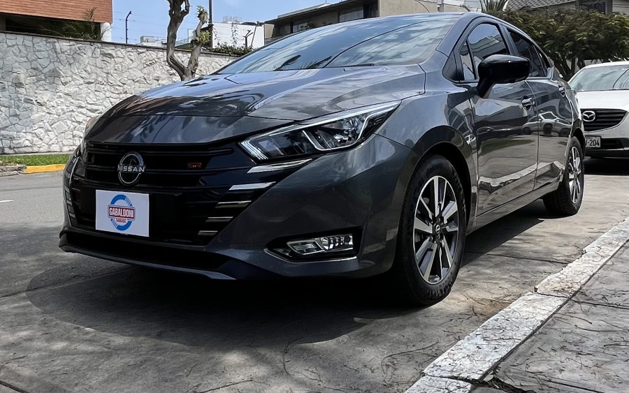Nissan Versa SR 2024
