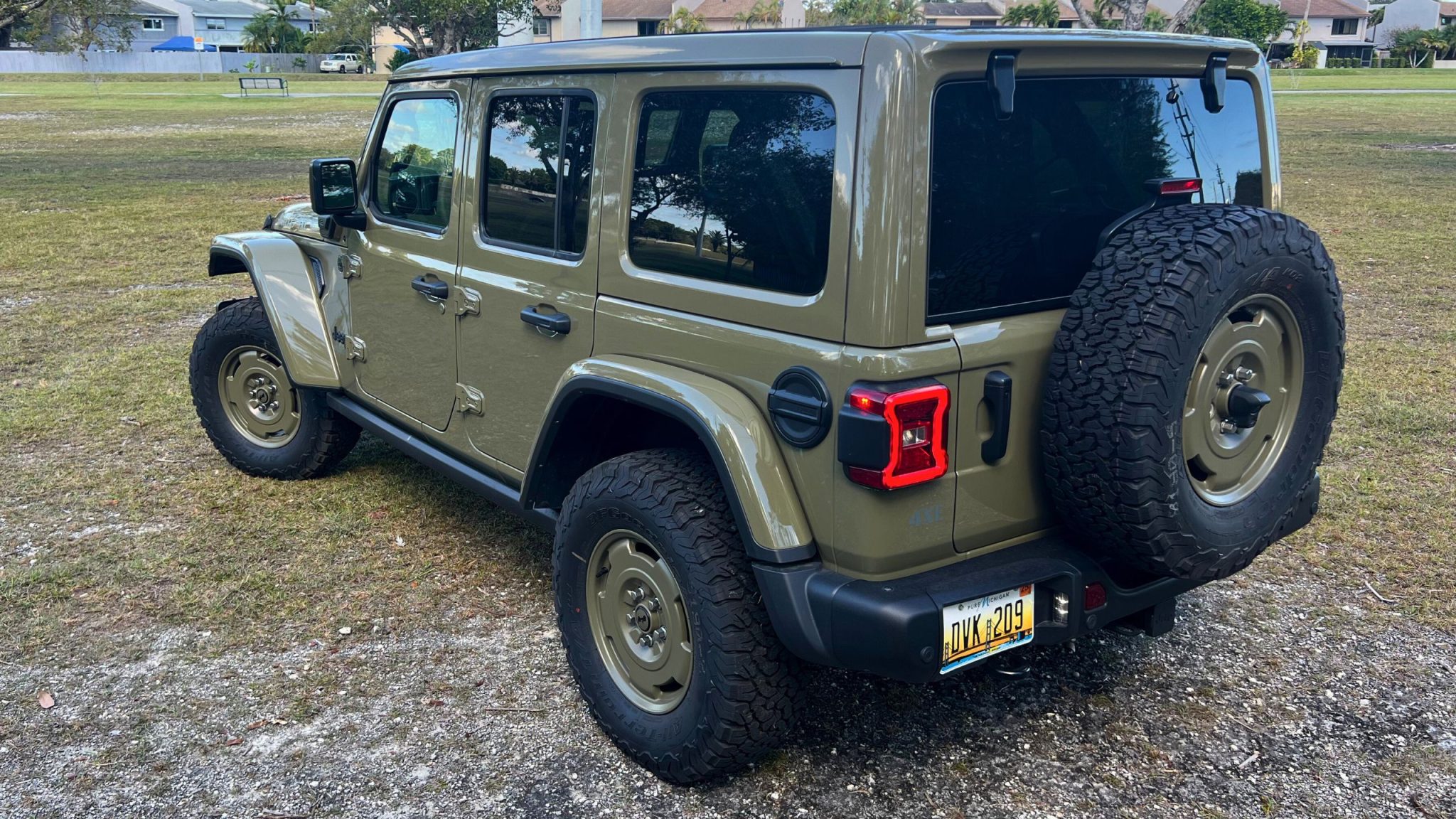 🚙 Jeep Wrangler Willys 41 4xe 2025: Homenaje al Origen del 4x4 ...