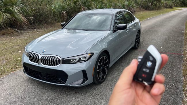 BMW 330i xDrive 2025