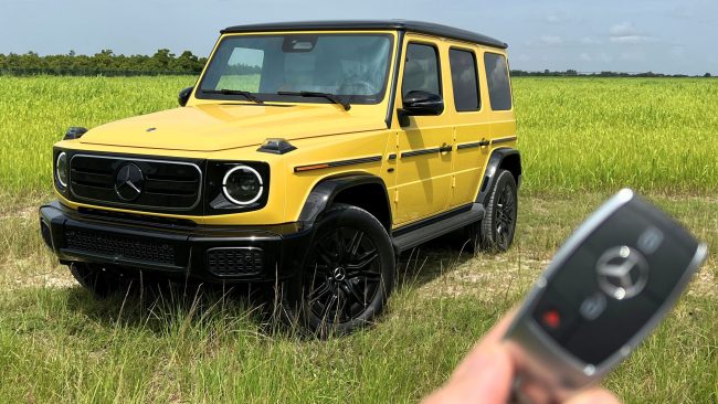 Mercedes-Benz G580 with EQ Technology 2025 Mercedes-Benz G580 with EQ Technology 2025