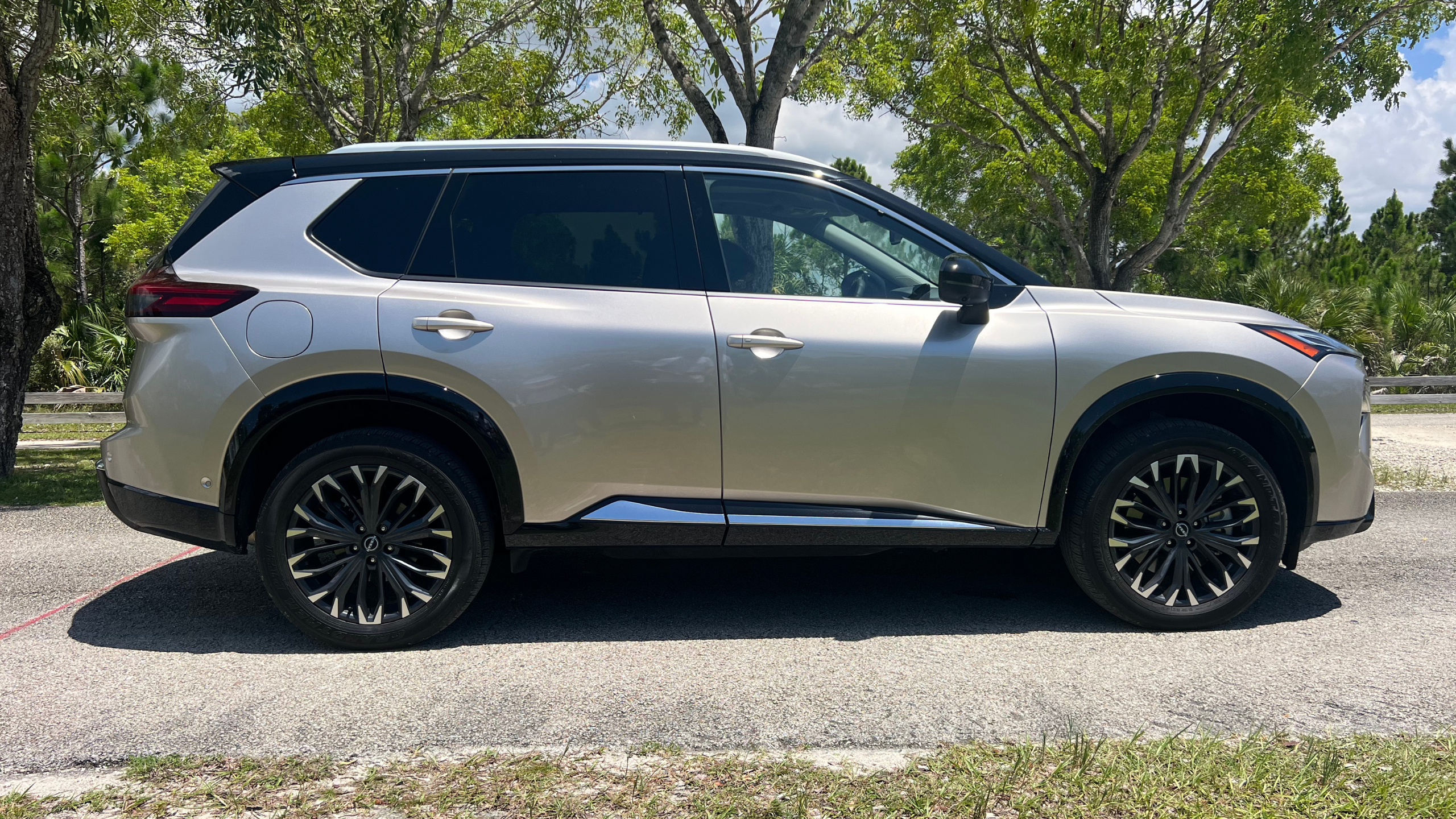 Nissan Rogue Platinum 2025