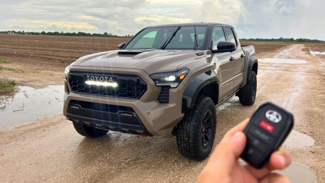 Toyota Tacoma Hybrid TRD Pro 2025 Toyota Tacoma Hybrid TRD Pro 2025