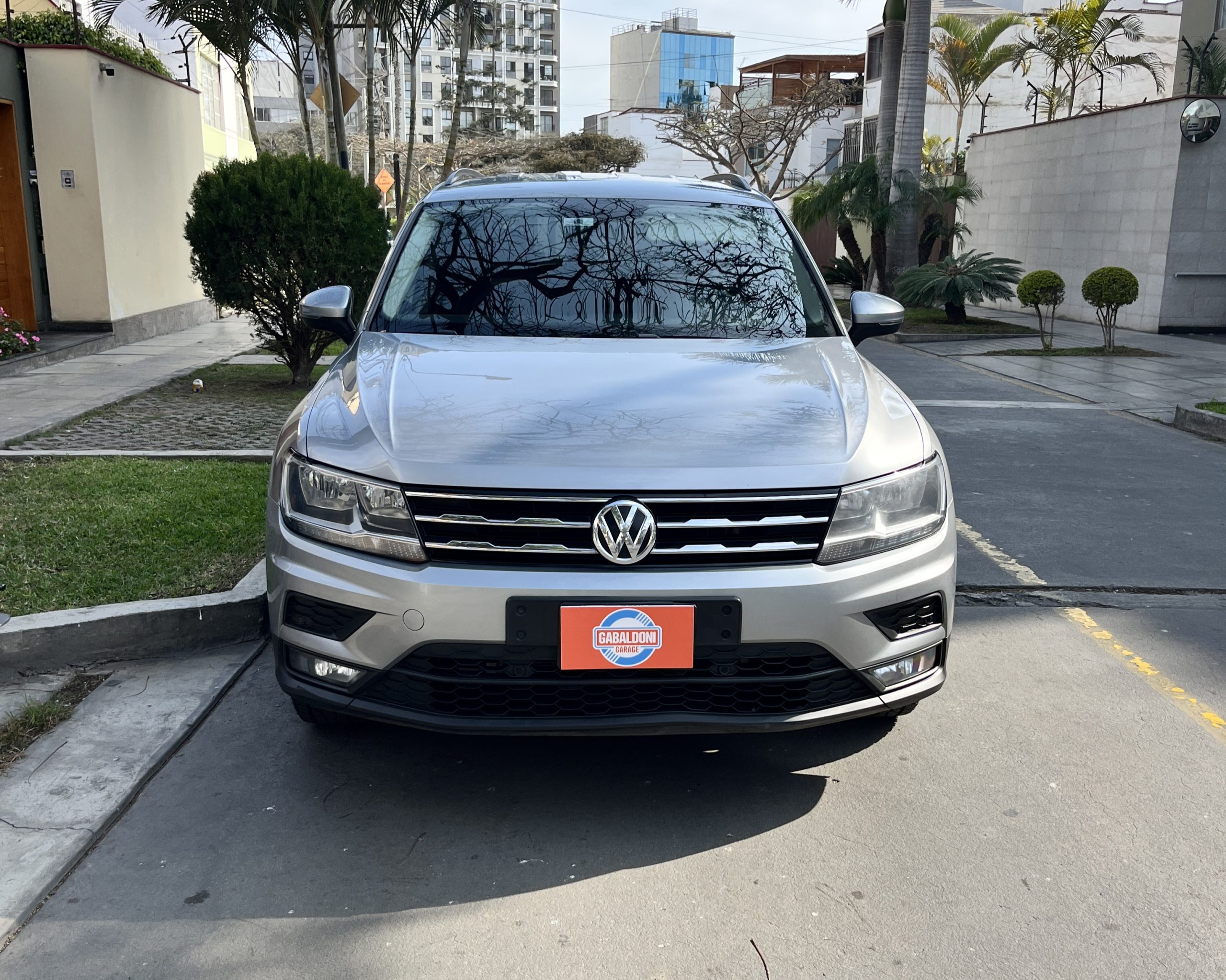 20251013_202943846_iOS