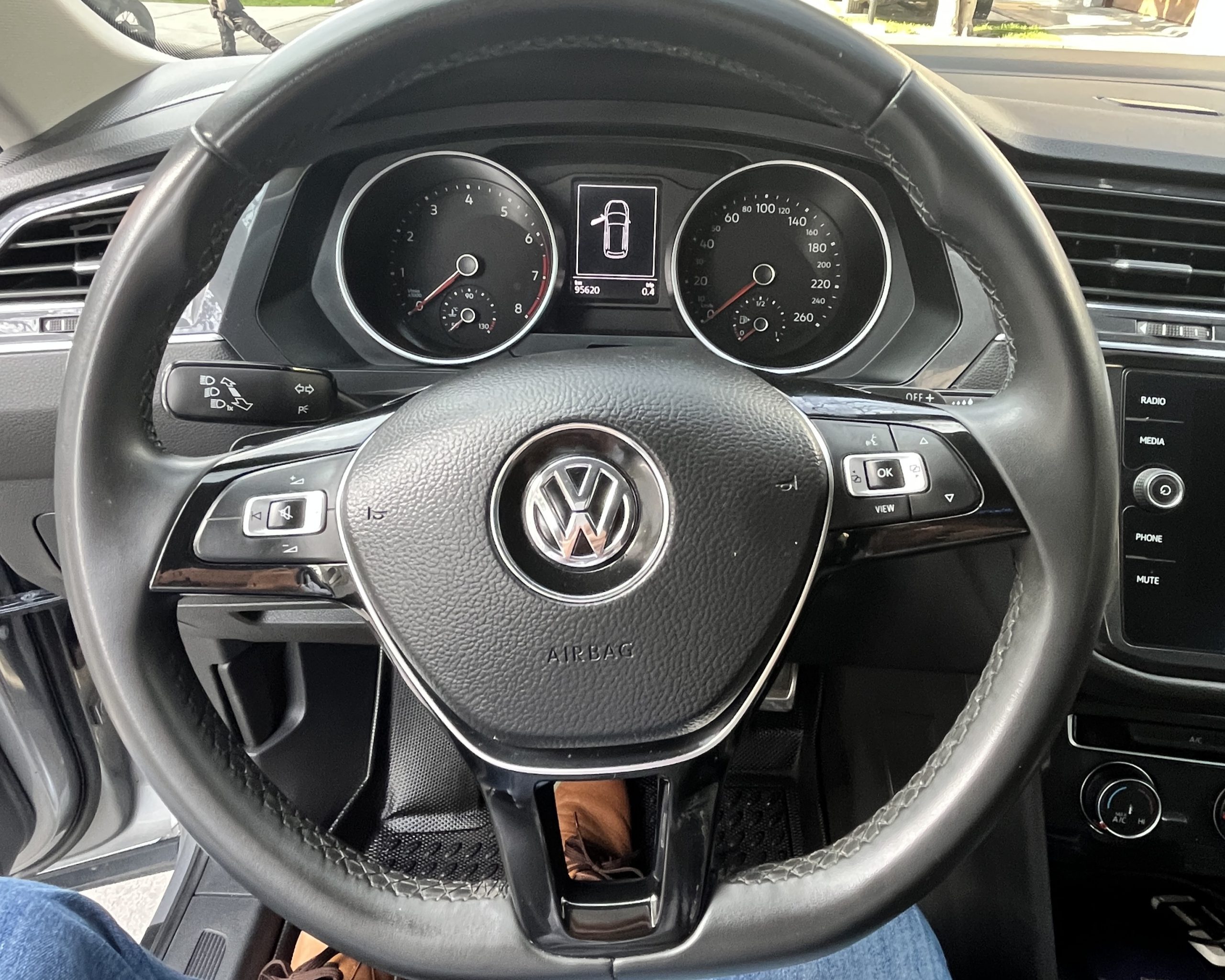 20251013_203454955_iOS