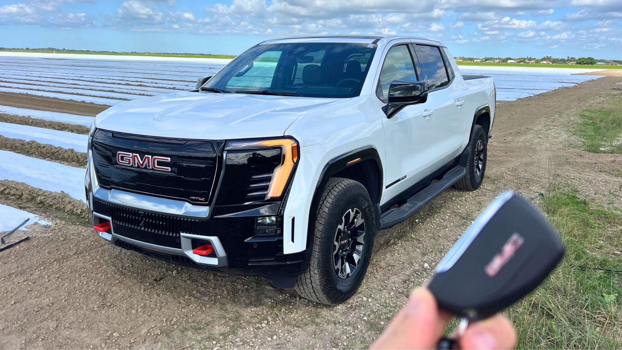 GMC Sierra EV AT4 2026
