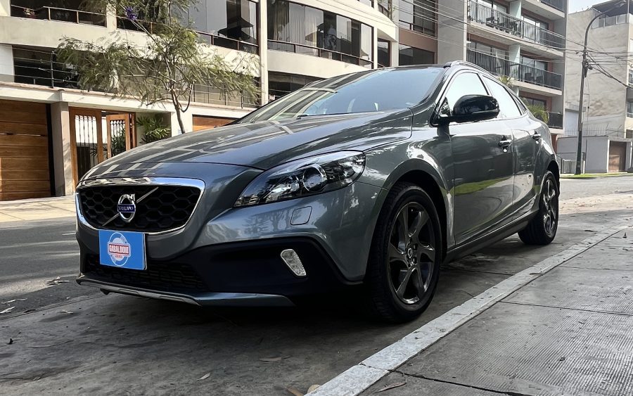 Volvo V40 2014
