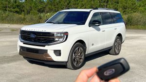 Ford Expedition King Ranch 2025