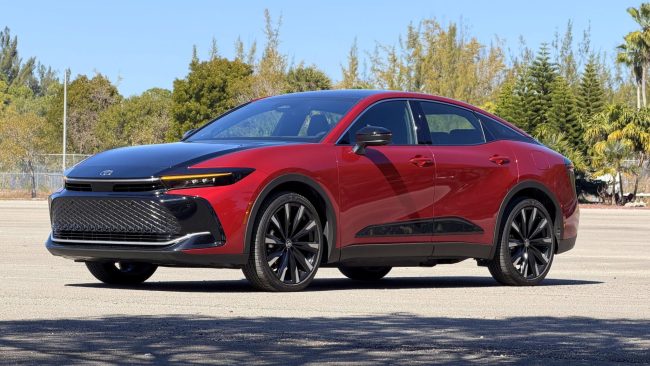 Toyota Crown 2026 Hybrid MAX