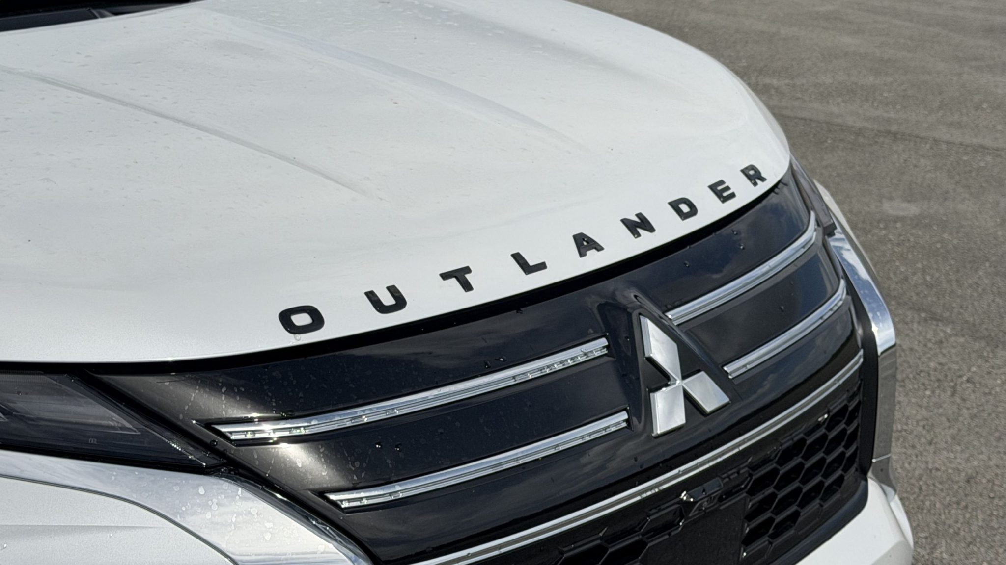 Mitsubishi Outlander 2026