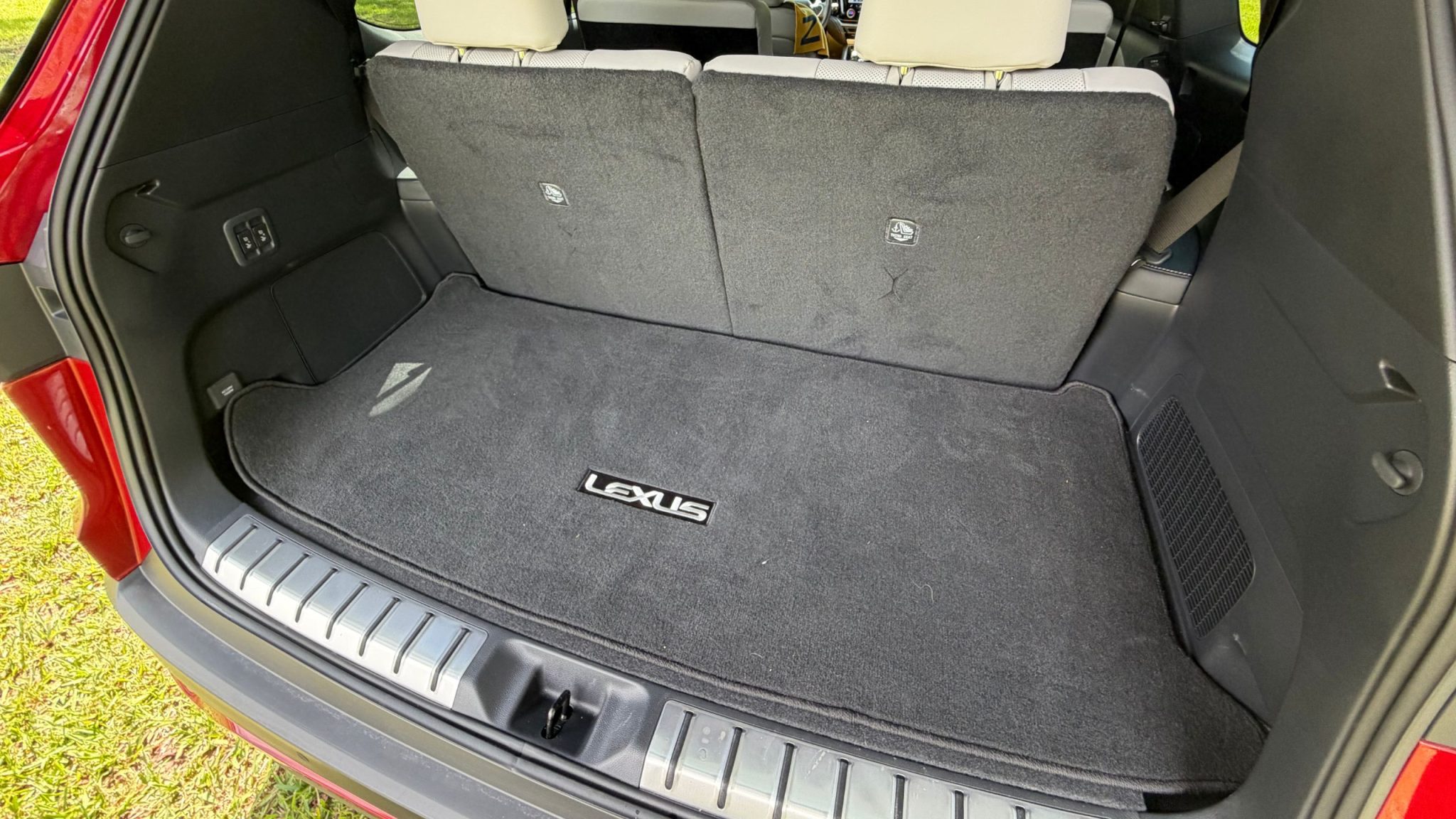 Lexus TX 550h+ Luxury 2026