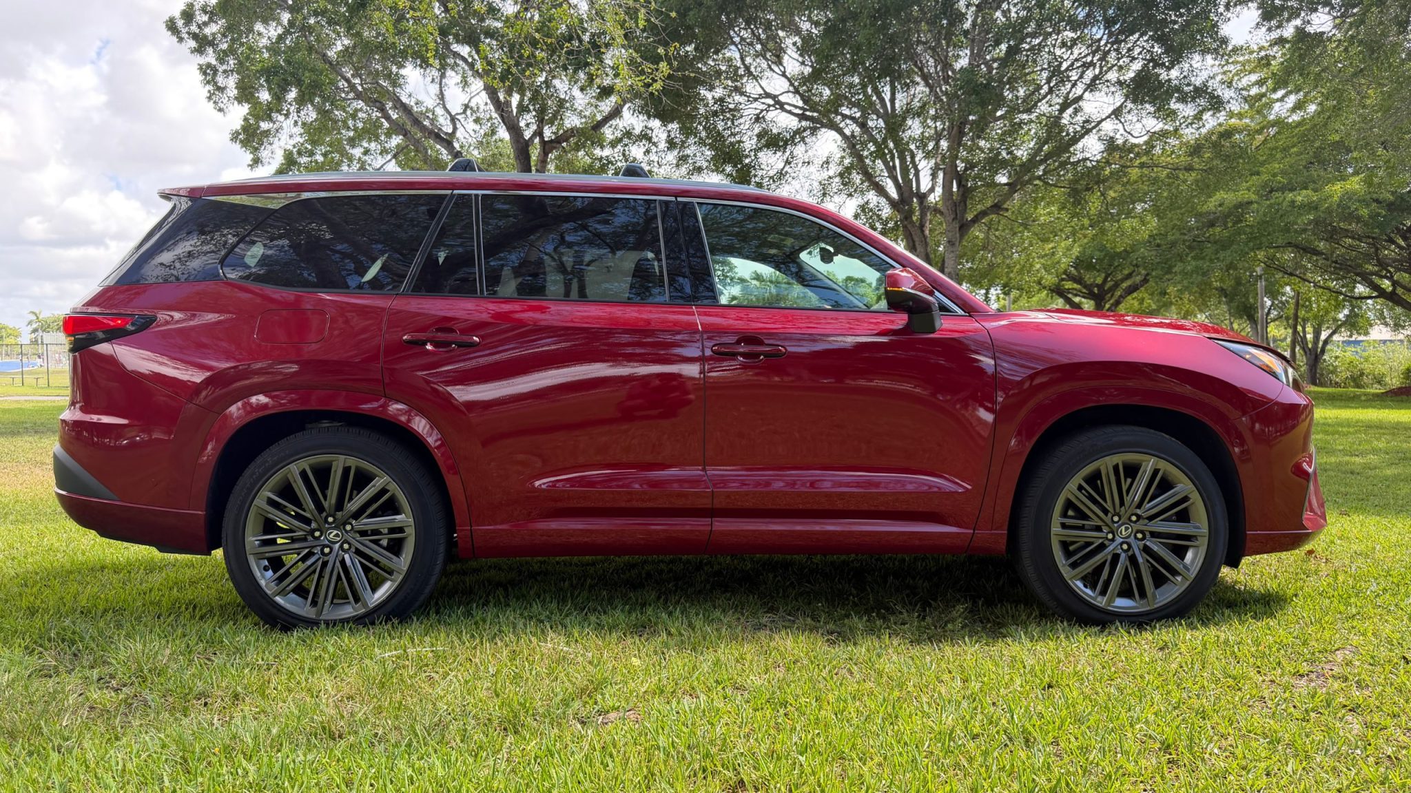 Lexus TX 550h+ Luxury 2026