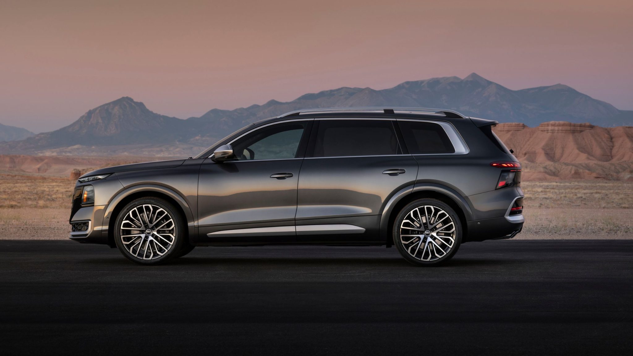 Audi SQ9 2027