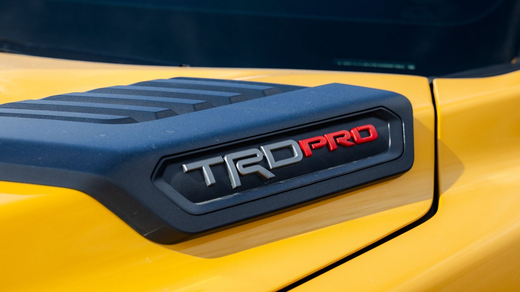 Insignia TRD Pro en el Toyota Tundra 2027