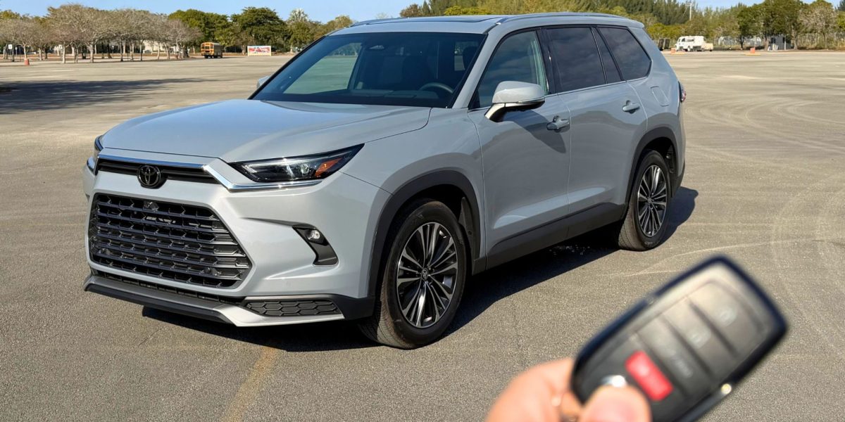 Toyota Grand Highlander I4 Max Platinum 2026