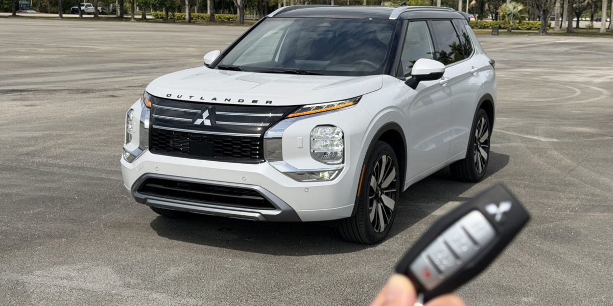 Mitsubishi Outlander 2026